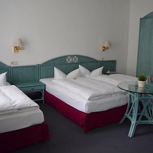 Dreibettzimmer